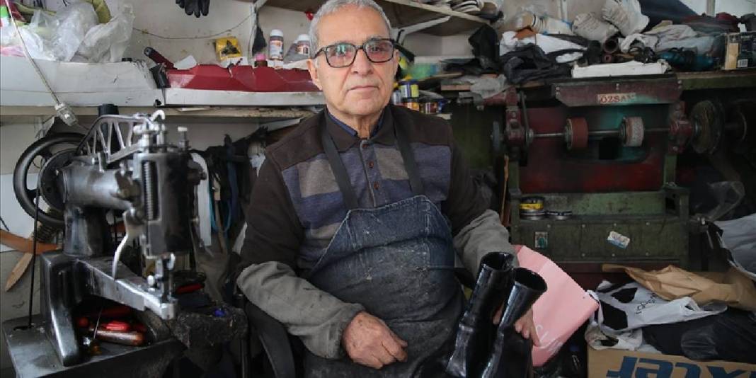 11 yaşında çıraklıkla başladı: 6 metrekarede 44 yıldır ayakkabı tamir ediyor 4